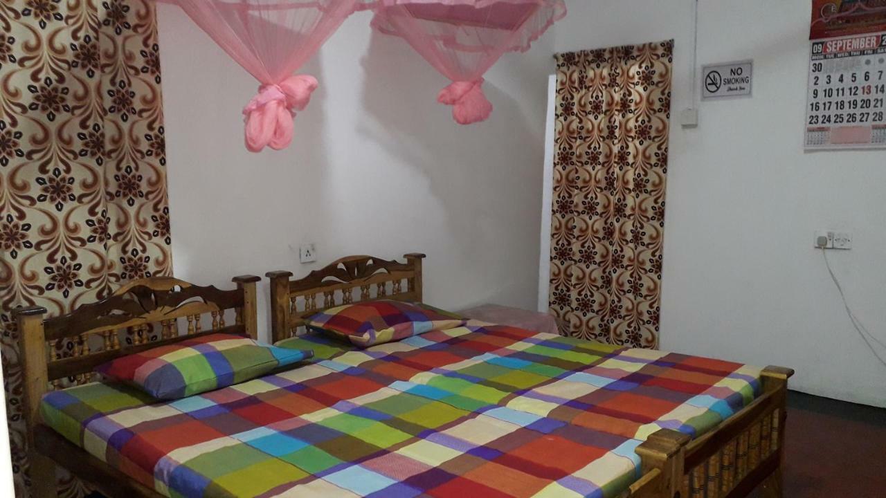 Dero Beach Holiday Home Batticaloa Eksteriør billede